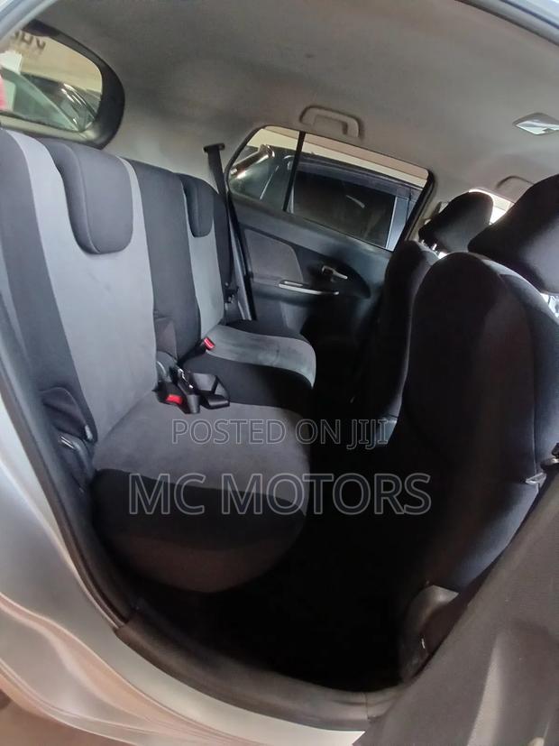 Toyota IST 2012 Silver