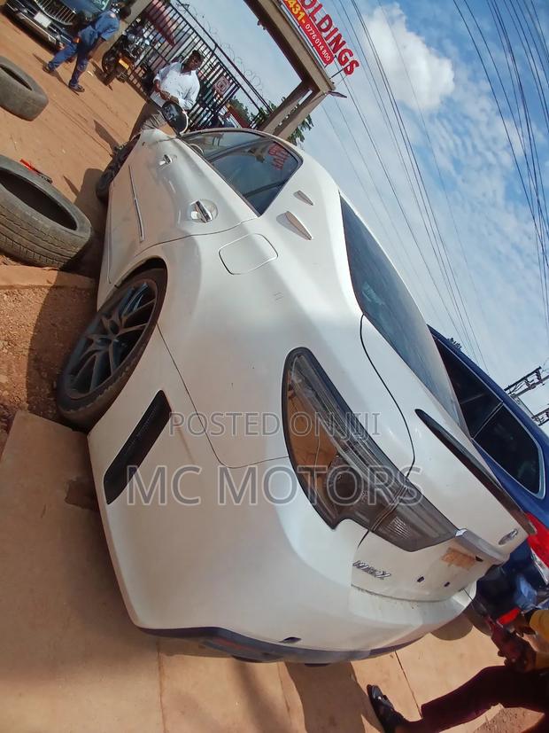 Toyota Mark X 2.5 AWD 2017 White