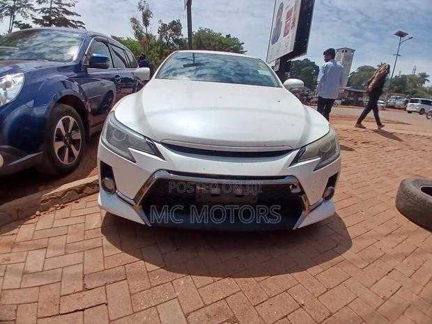 Toyota Mark X 2.5 AWD 2017 White