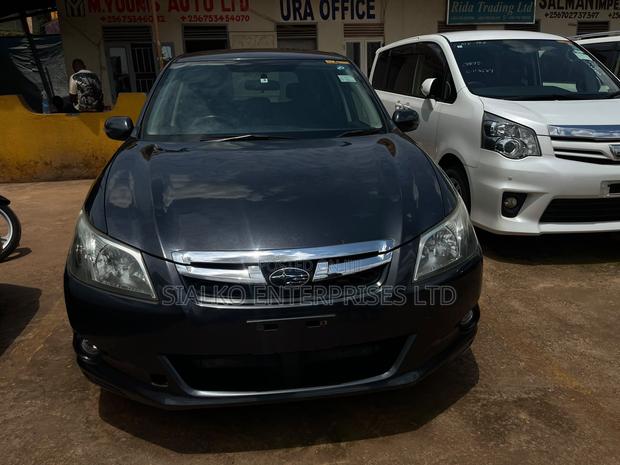 Subaru Exiga 2013 Gray