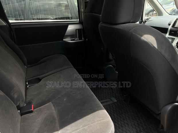 Toyota Noah 2013 White
