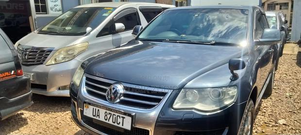 Volkswagen Touareg 2007 Gray