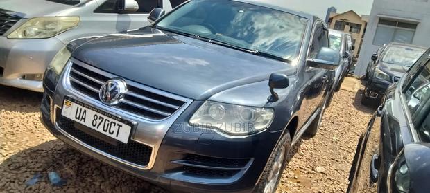 Volkswagen Touareg 2007 Gray