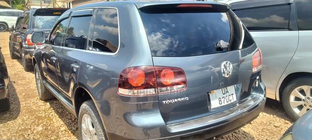 Volkswagen Touareg 2007 Gray