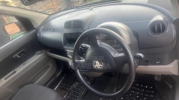 Toyota Passo 1.0 FWD 2006 Green
