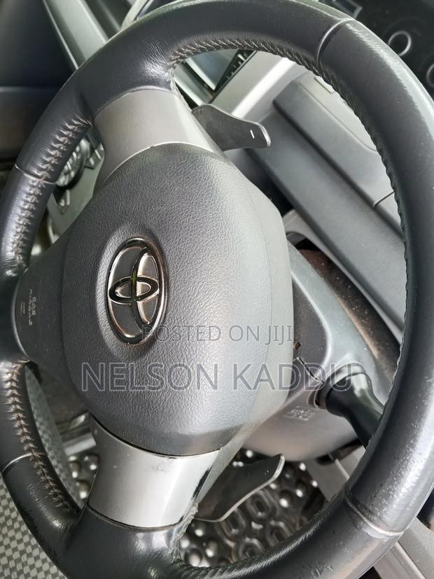 Toyota Noah 2008 Silver