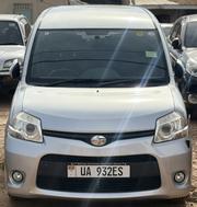 Toyota Sienta 1.5 FWD 2012 Silver for sale