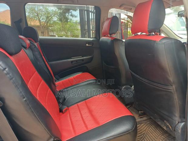 Toyota Wish 2006 Silver