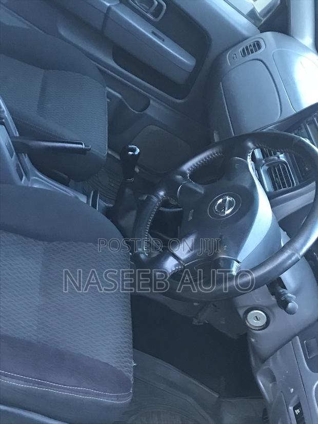 Nissan Hardbody 2013 White