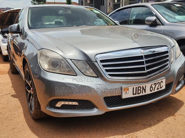 Mercedes-Benz E300 2010