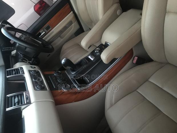 Land Rover Range Rover Sport 2010 Black
