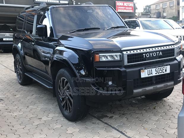 Toyota Land Cruiser Prado 2025 Black