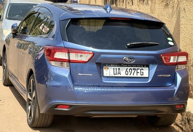 Subaru Impreza 2.0i Limited PZEV 4dr Hatchback AWD (2.0L 4cyl CVT) 2015