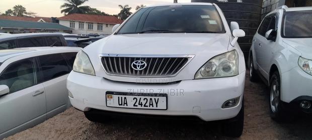 Toyota Harrier 2010 White