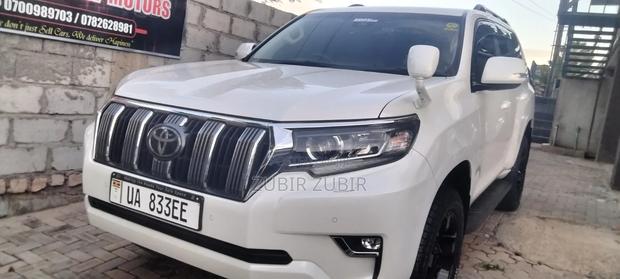 Toyota Land Cruiser Prado 2018 White