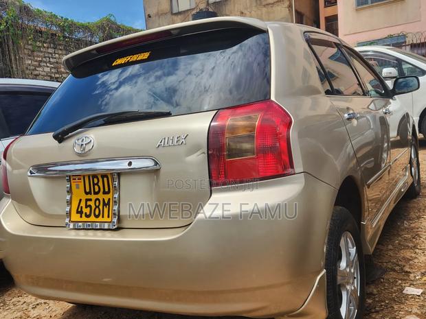 Toyota Allex 2006 Gold