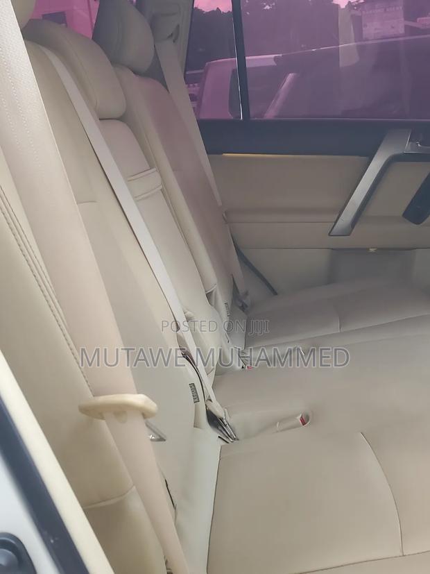 Toyota Land Cruiser Prado 2016 White