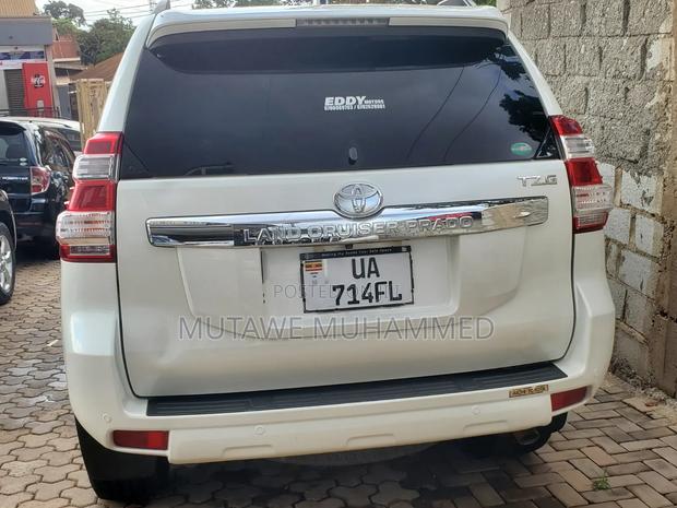 Toyota Land Cruiser Prado 2016 White