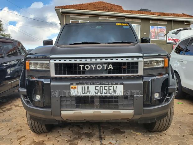 Toyota Land Cruiser Prado 2025 Black