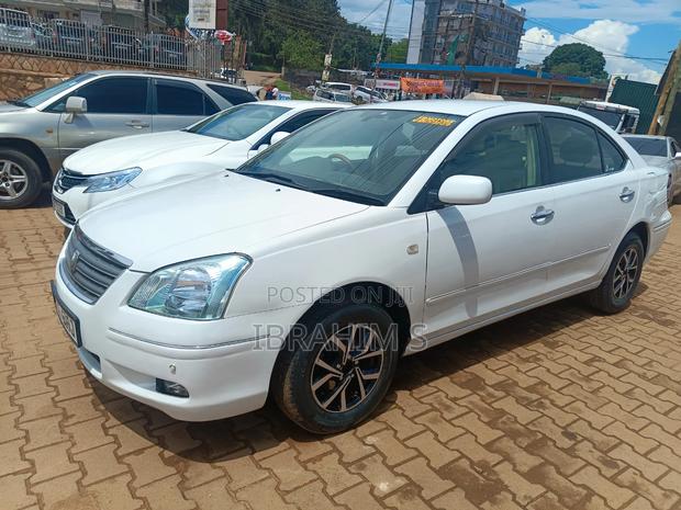 Toyota Premio 2006 White
