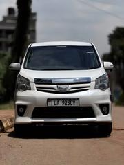 Toyota Noah 2013 White for sale