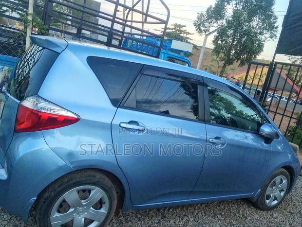 Toyota Ractis 1.5 AWD 2013 Blue