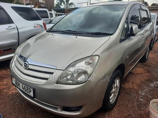 Toyota Passo 2004 Silver