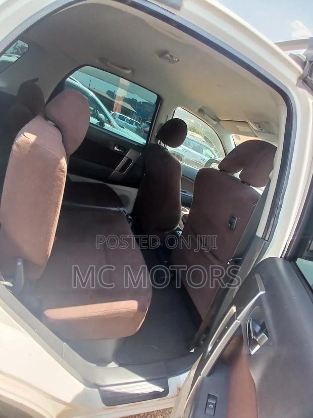 Toyota Rush 1.5 AWD 2012 White