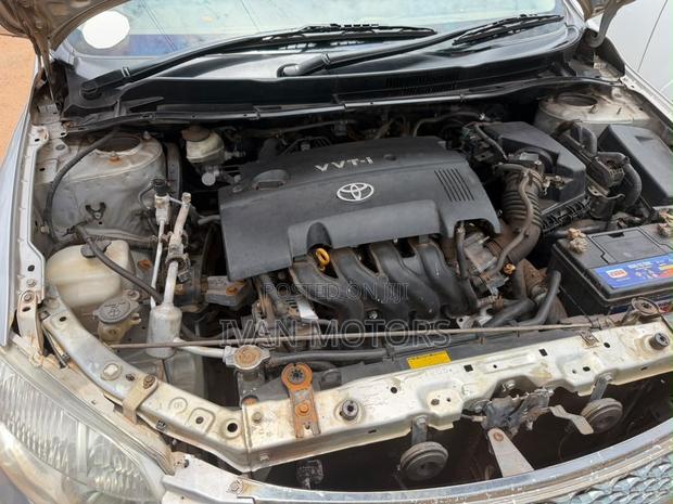Toyota Corolla 2008 Silver