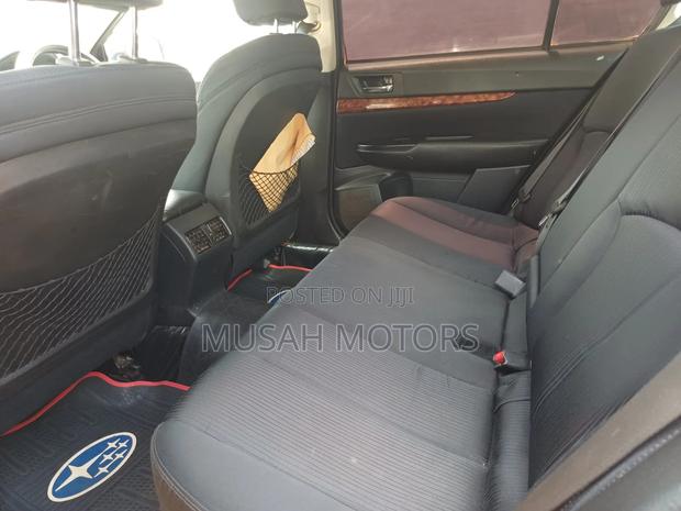 Subaru Legacy 2010 Black