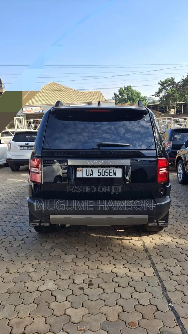 Toyota Land Cruiser 2024 Black