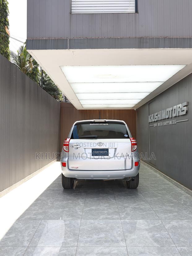 Toyota RAV4 2013 White