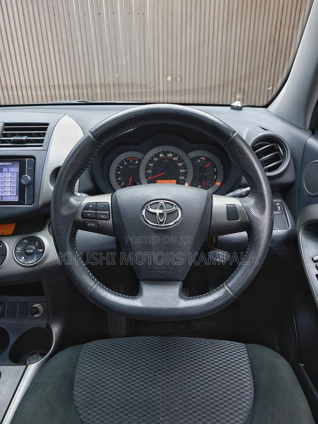 Toyota RAV4 2013 White