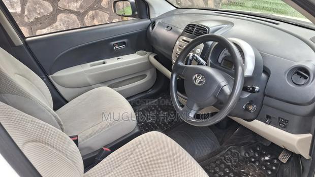 Toyota Passo 1.3 FWD 2006 Silver