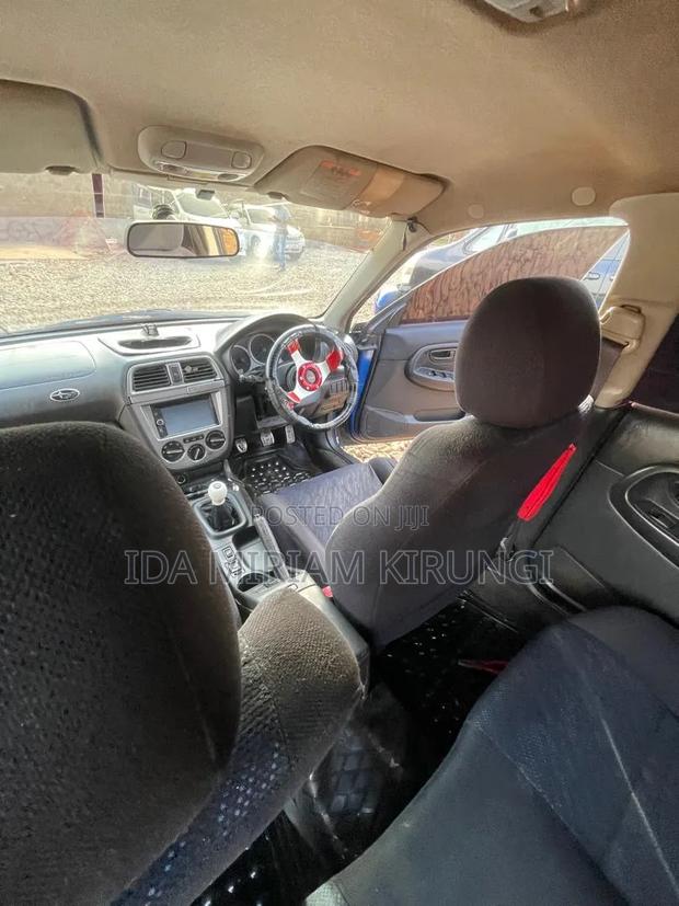 Subaru Impreza 2000 Blue