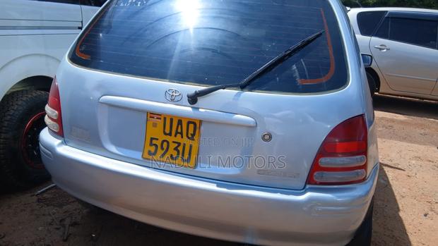 Toyota Starlet 2002 Silver