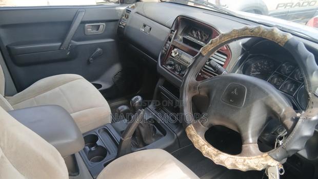 Mitsubishi Pajero 2004