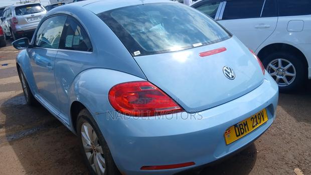 Volkswagen Beetle 2015 Blue