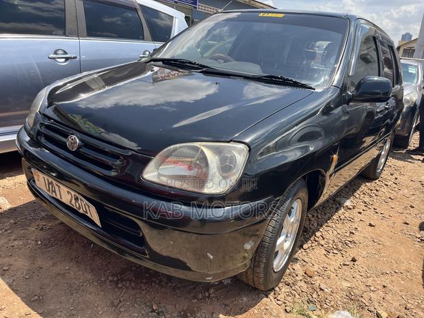 Toyota Raum 1.5 AWD 1998 Black