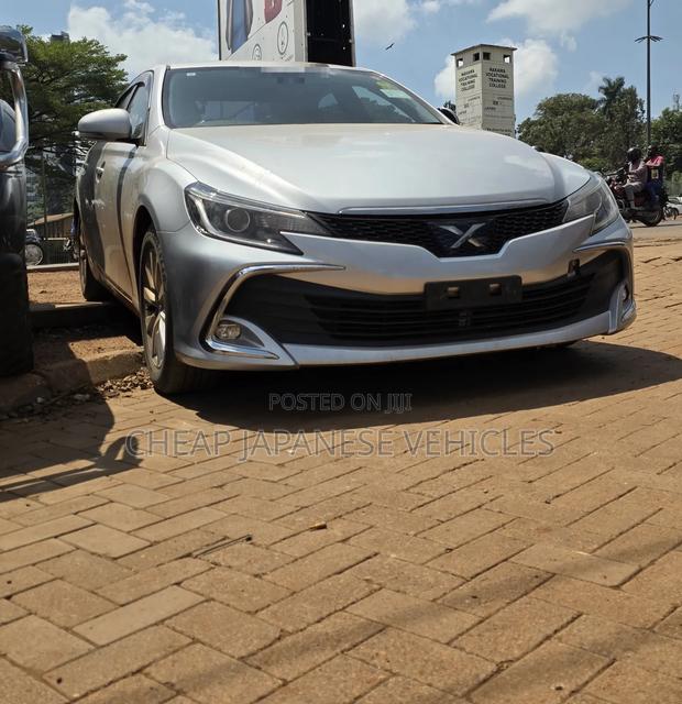 Toyota Mark X 2.5 RWD 2017 Silver
