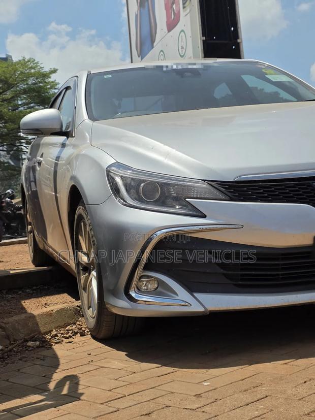 Toyota Mark X 2.5 RWD 2017 Silver