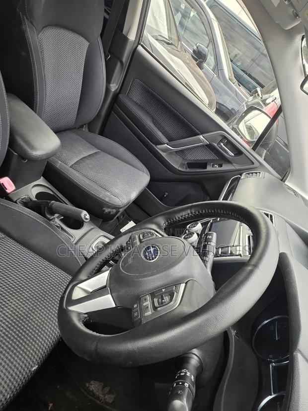 Subaru Forester 2017 Black