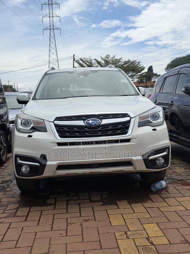 Subaru Forester 2018 White