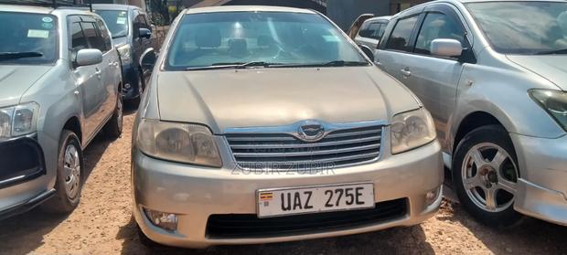 Toyota Corolla 2002 Gold