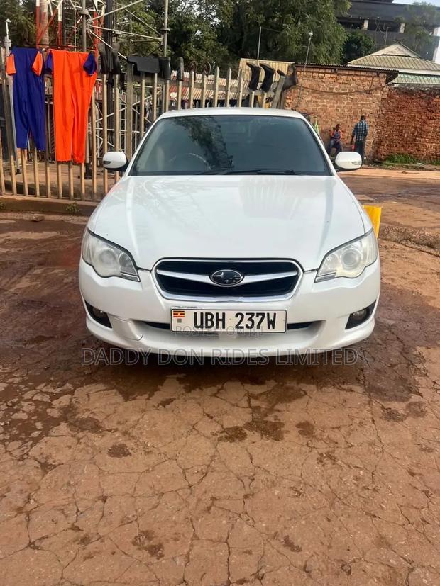 Subaru Legacy 2008 White