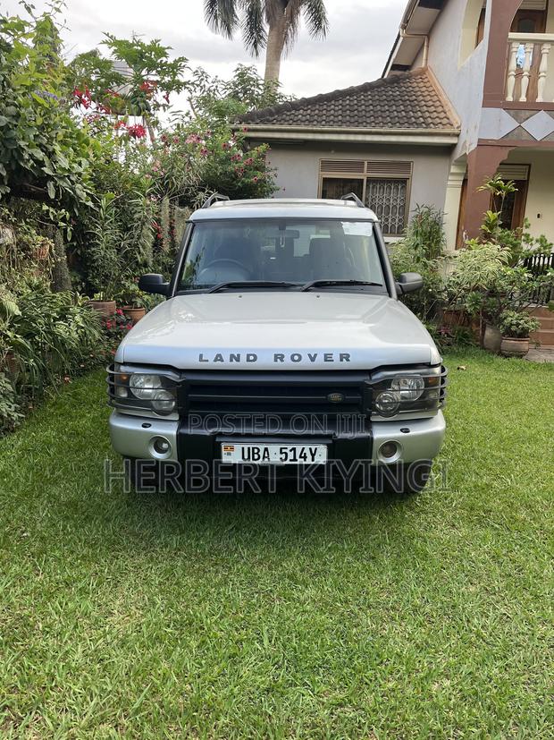 Land Rover Discovery HSE AWD 2003 Silver