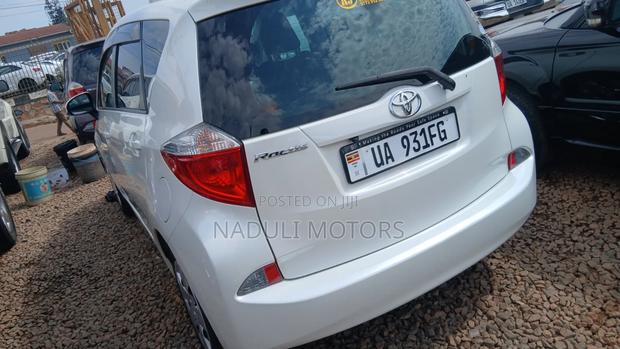 Toyota Ractis 2015 White