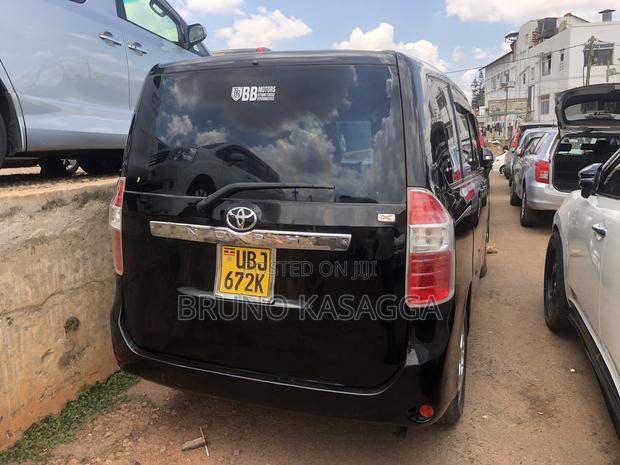 Toyota Noah 2008 Black