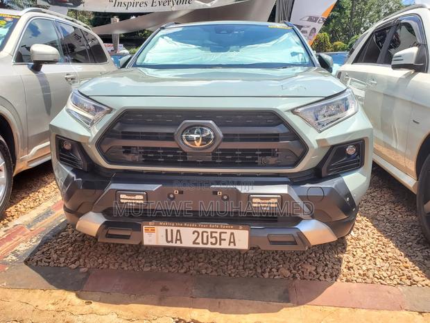 Toyota RAV4 2020 Gray