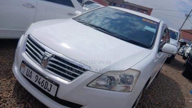Toyota Premio 1.8 FWD 2011 White